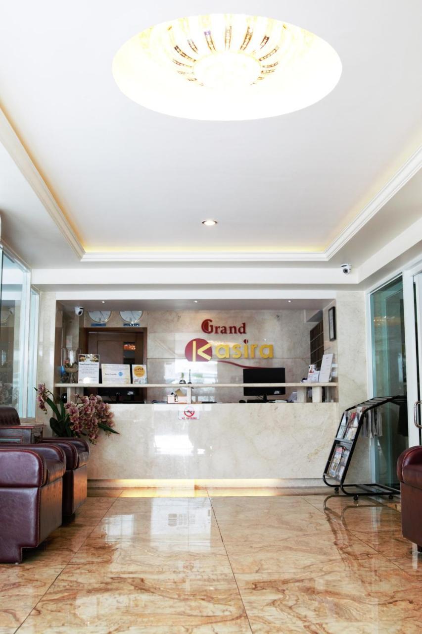 Grand Kasira Hotel Jakarta Exterior foto