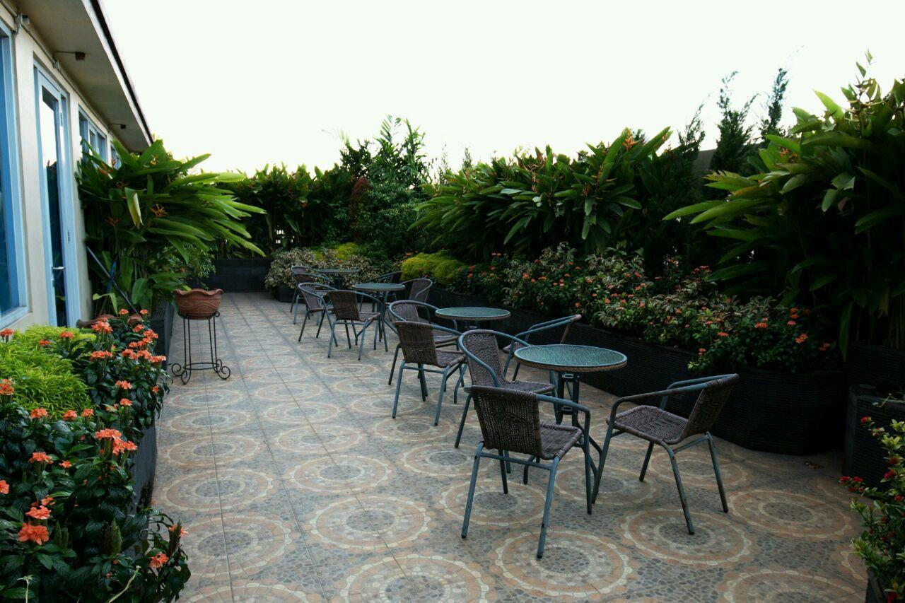 Grand Kasira Hotel Jakarta Exterior foto